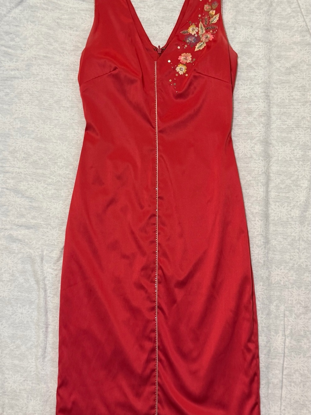 Mandalay Girl Red Satin Dress Size 6 Embroidered Sequin Beaded Formal Y2K Maxi